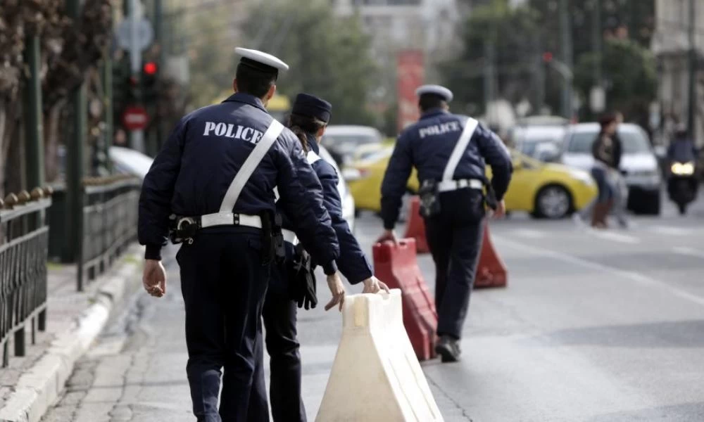 Ποιοι δρόμοι θα είναι κλειστοί σήμερα 25η Μαρτίου - Δείτε τα δρομολόγια των ΜΜΜ